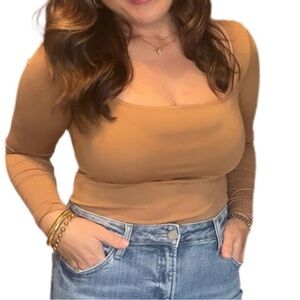 Women's Cropped Nude Long Sleeve Top